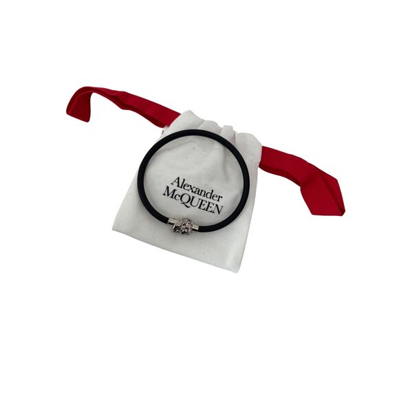 Alexander McQueen Black Rubber Skull Bracelet With Silver Tone Clasp For Men - Picture 1 of 6